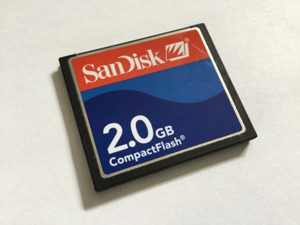 SanDisk 2GB CompactFlash (CF) Card - Image 3